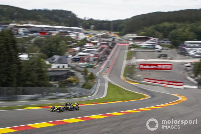 Esteban Ocon, Renault F1 Team R.S.20