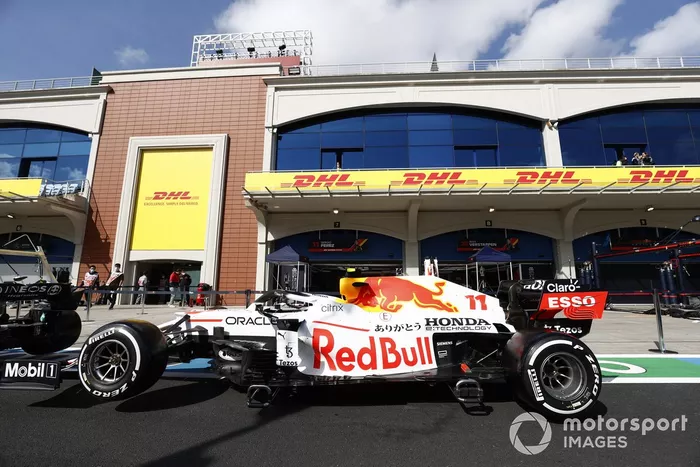 La nueva decoración del Red Bull Racing RB16B en Turquía