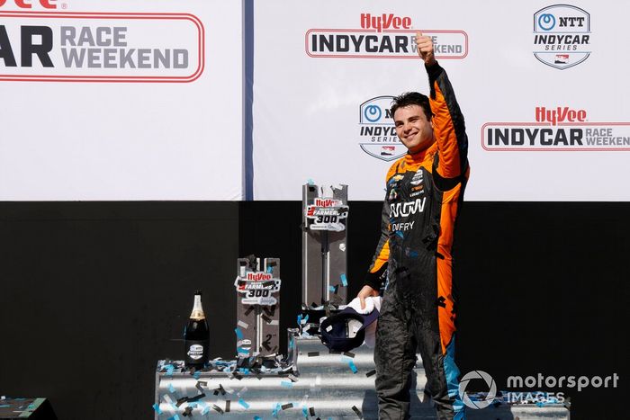 Podio: ganador Patricio O'Ward, Arrow McLaren SP Chevrolet 