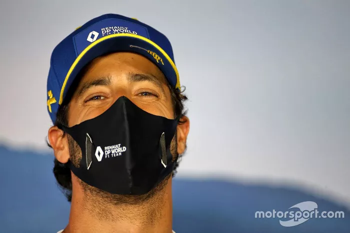 Daniel Ricciardo, Renault F1 en la conferencia de prensa