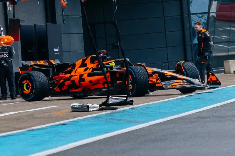 McLaren MCL39