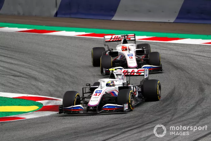 Mick Schumacher, Haas VF-21, Nikita Mazepin, Haas VF-21