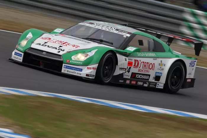 #24 D'station ADVAN GT-R｜2013年