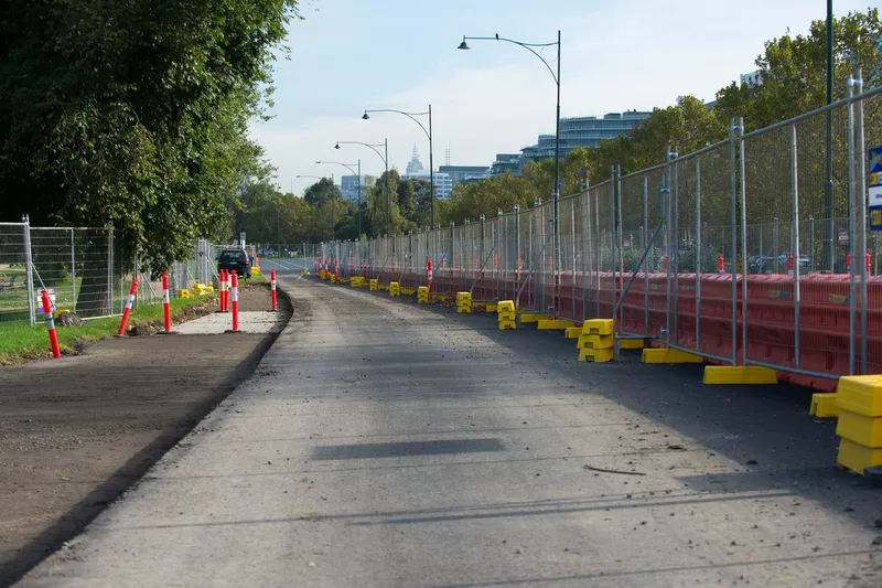 Les travaux au virage 13