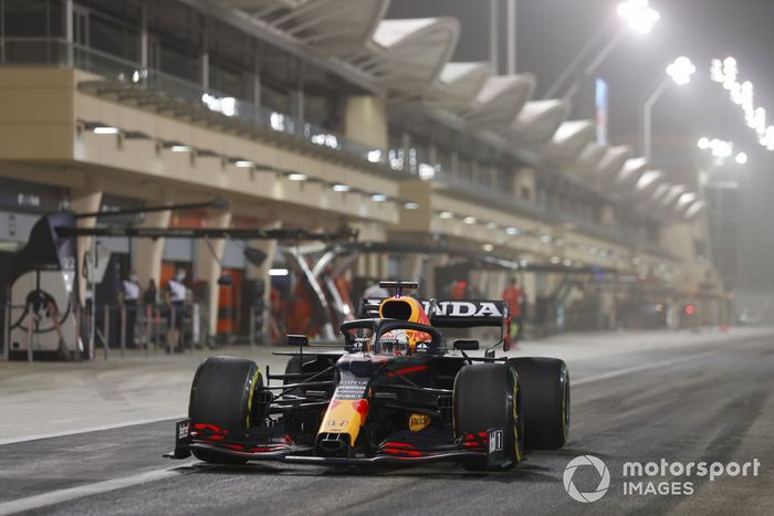 Max Verstappen, Red Bull Racing RB16B 