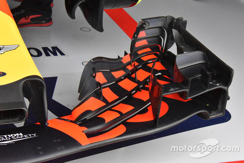 Red Bull Racing RB14 front wing detail