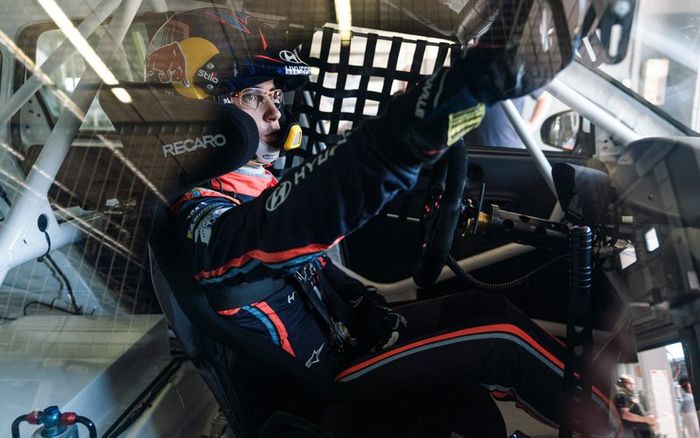 Thierry Neuville, Hyundai i30 N TCR