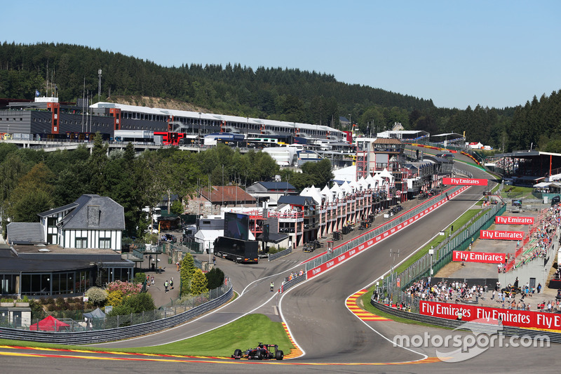 19: Данііл Квят, Scuderia Toro Rosso STR11