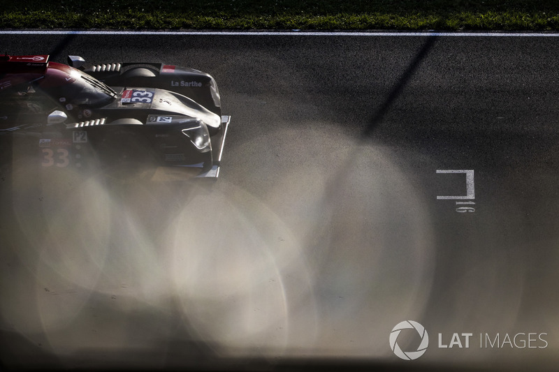 #33 Jackie Chan DC Racing Ligier JSP217 Gibson: David Cheng, Nicholas Boulle, Pierre Nicolet