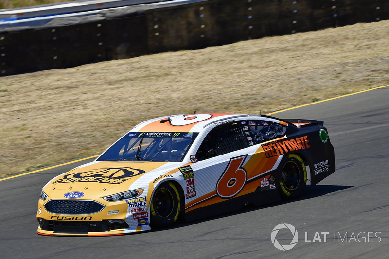 13. Trevor Bayne, Roush Fenway Racing, Ford Fusion AdvoCare Rehydrate