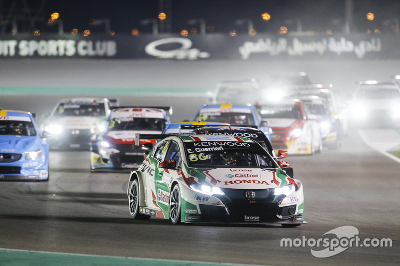 Esteban Guerrieri, Honda Racing Team JAS, Honda Civic WTCC líder