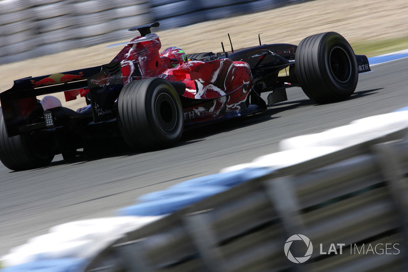 9. <img src="https://cdn-8.motorsport.com/static/img/cfp/0/0/0/100/108/s3/italy-2.jpg" alt="" width="20" height="12" /> Vitantonio Liuzzi - 80 Grands Prix (2005-2007, 2009-2011)