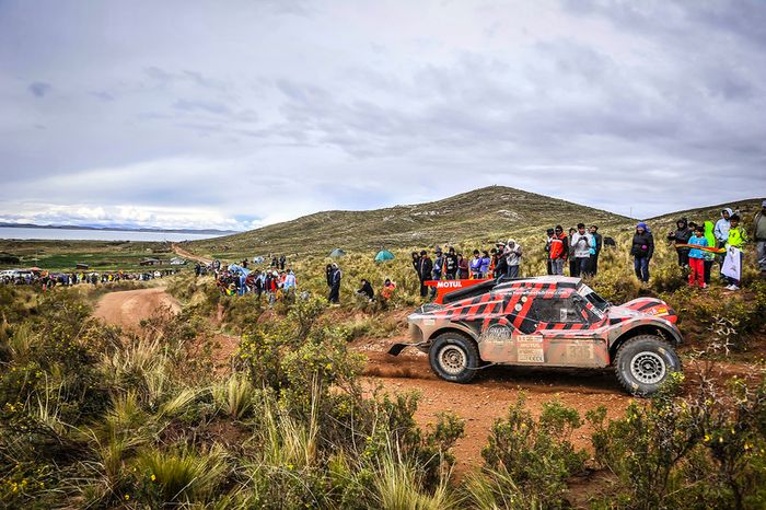 #335 Ford: Eugenio Amos, Sébastien Delaunay