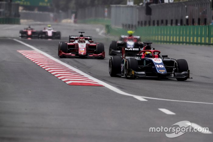 Arjun Maini, Trident