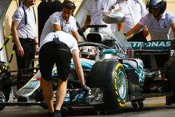 Механіки Mercedes, Льюіс Хемілтон, Mercedes AMG F1 W09