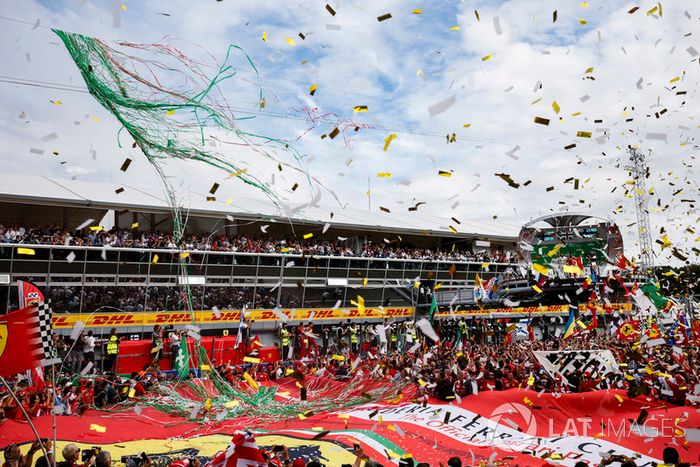 Lewis Hamilton, Mercedes AMG F1, Kimi Raikkonen, Ferrari, Valtteri Bottas, Mercedes AMG F1