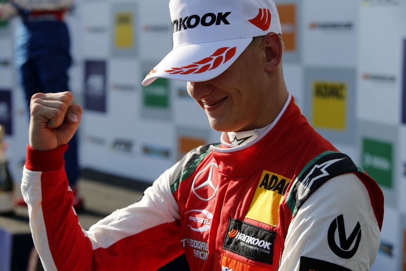 Podium: Mick Schumacher, PREMA Theodore Racing Dallara F317 - Mercedes-Benz