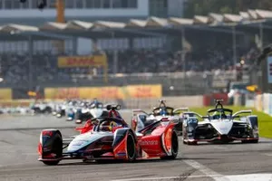 Pascal Wehrlein, Mahindra Racing, M5 Electro Oliver Rowland, Nissan e.Dams, Nissan IMO1, Lucas Di Grassi, Audi Sport ABT Schaeffler, Audi e-tron FE05 