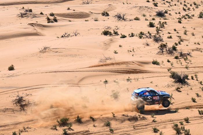 #203 X-Raid Mini JCW Team Mini: Jakub Przygonski, Armand Monleon