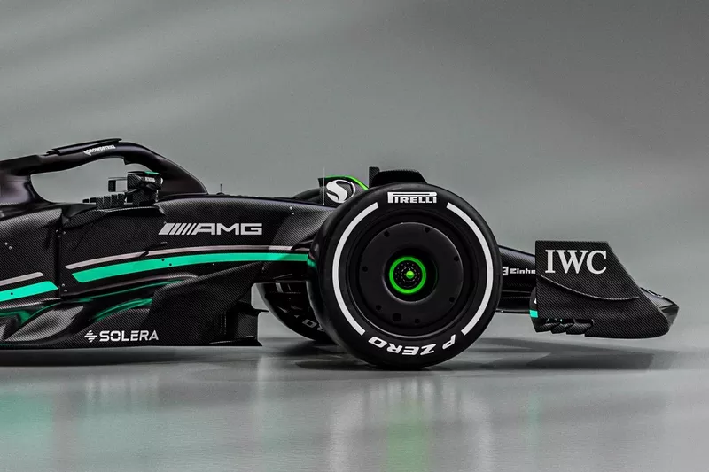 Mercedes W14, dettaglio tecnico