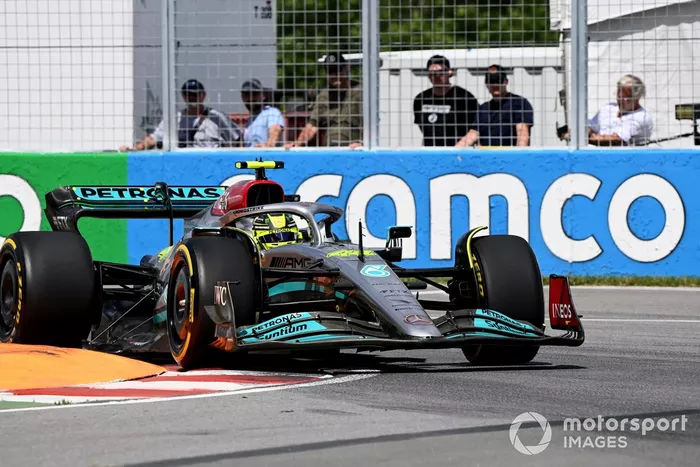 Lewis Hamilton, Mercedes W13