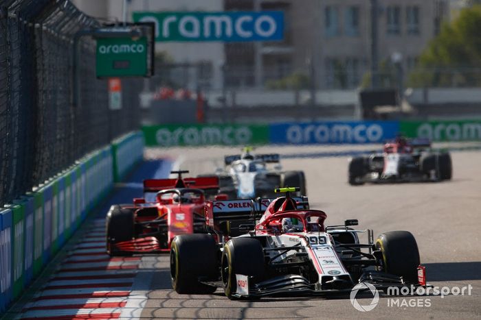 Antonio Giovinazzi, Alfa Romeo Racing C39, Sebastian Vettel, Ferrari SF1000, Nicholas Latifi, Williams FW43