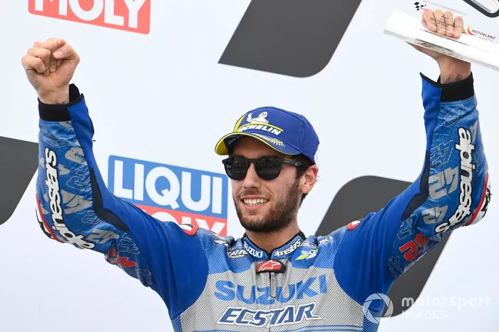 Podio: segundo lugar Alex Rins, Team Suzuki MotoGP