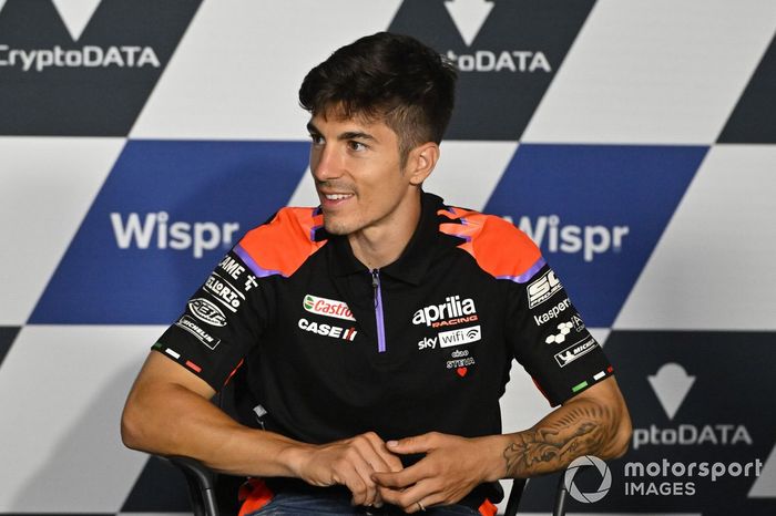 Maverick Vinales, Aprilia Racing Team