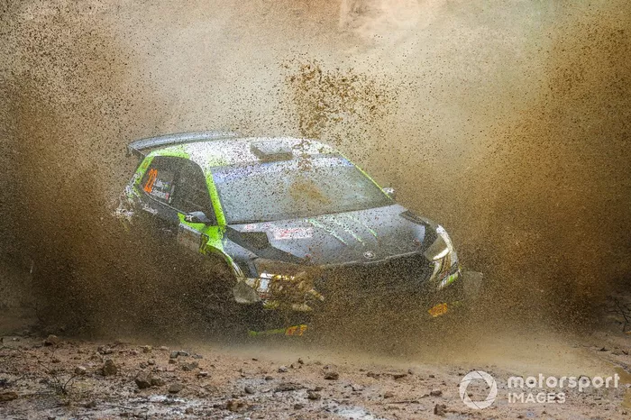 Oliver Solberg, Elliott Edmondson, Skoda Fabia Evo Rally2