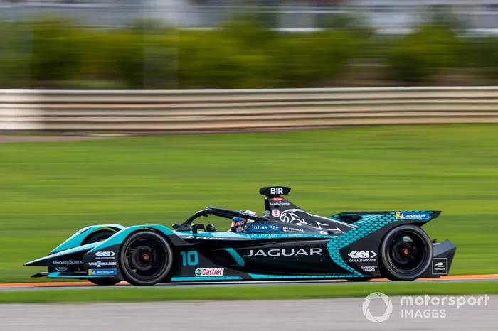 #10 - Sam Bird (Team: Jaguar, Antrieb: Jaguar)