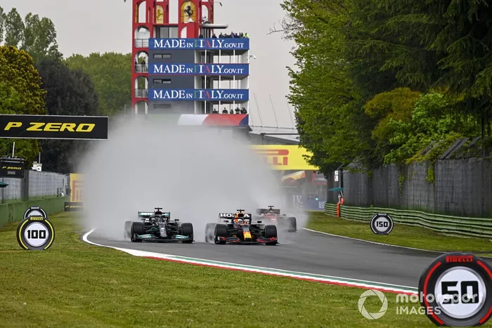 Lewis Hamilton, Mercedes W12, Max Verstappen, Red Bull Racing RB16B