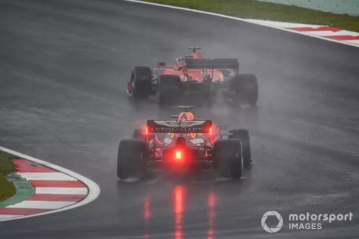 Sebastian Vettel, Ferrari SF1000, Max Verstappen, Red Bull Racing RB16