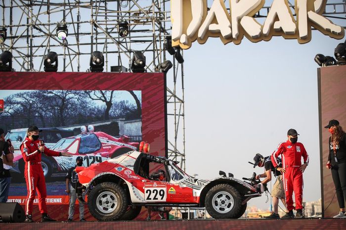 #229 Team Sunhill Buggy: Marc Douton, Emilien Etienne