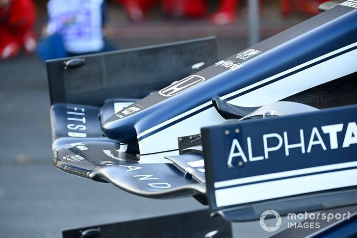 Morro del AlphaTauri AT02