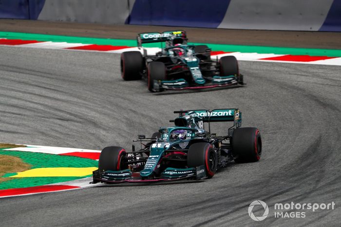 Lance Stroll, Aston Martin AMR21, Sebastian Vettel, Aston Martin AMR21
