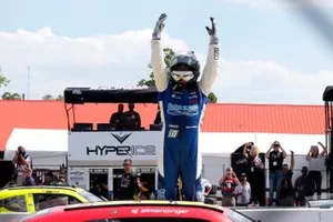 Race winner A.J. Allmendinger, Kaulig Racing, Chevrolet Camaro