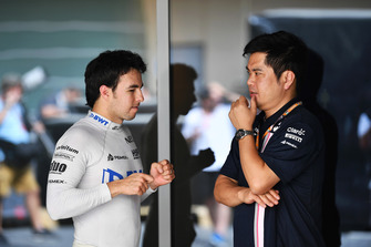 Sergio Perez, Racing Point Force India e Jun Matsuzaki, Senior Tyre Engineer, Racing Point Force India F1 Team