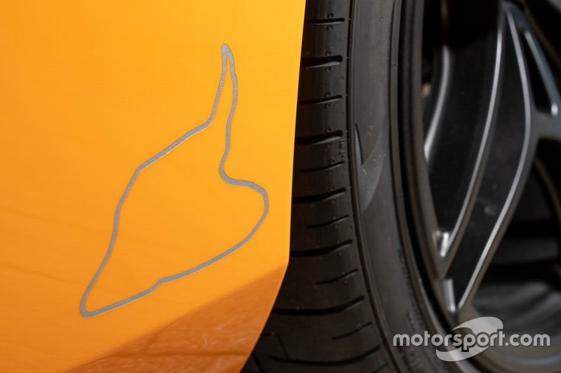 McLaren 720S Spa 68 в деталях