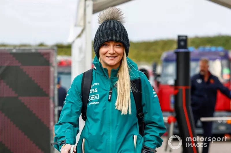 Jessica Hawkins, pilote de développement, Aston Martin F1 Team
