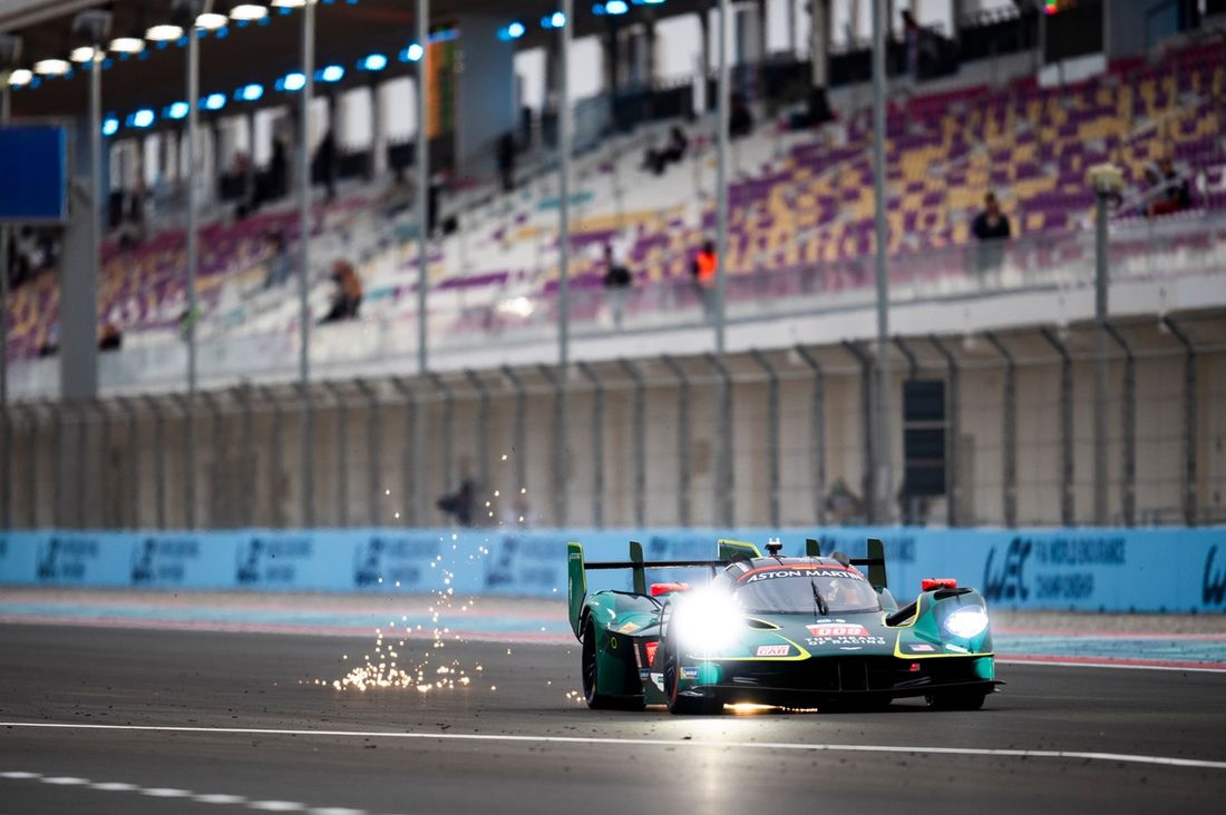 #009 Aston Martin Thor Team Aston Martin Valkyrie: Alex Riberas, Marco Sorensen, Roman De Angelis