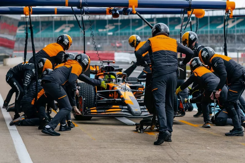 McLaren MCL39
