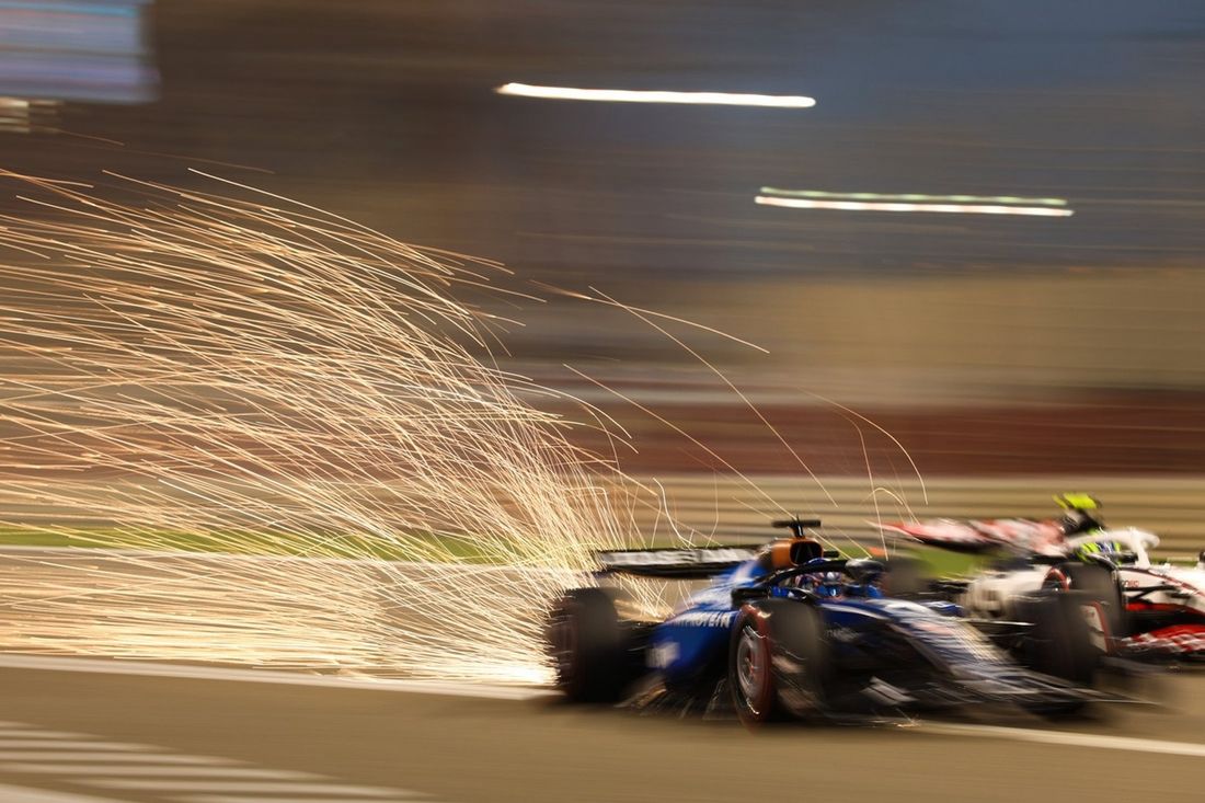 Oliver Bearman, Haas F1 Team, Alexander Albon, Williams