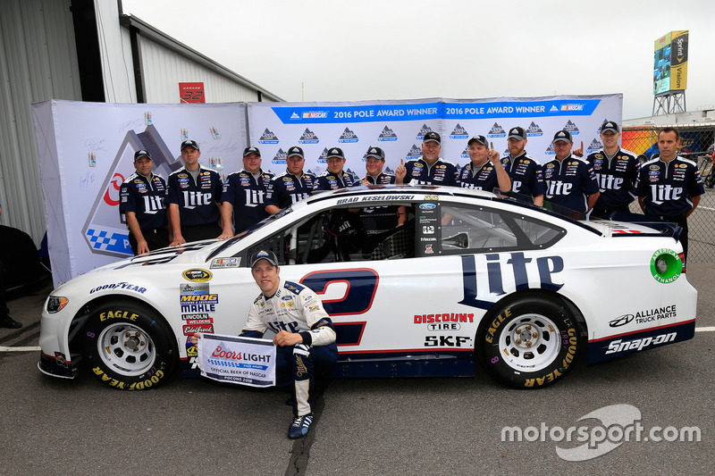 Polesitter Brad Keselowski, Team Penske Ford