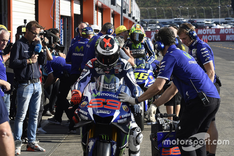 OUT: Jorge Lorenzo, Yamaha Factory Racing