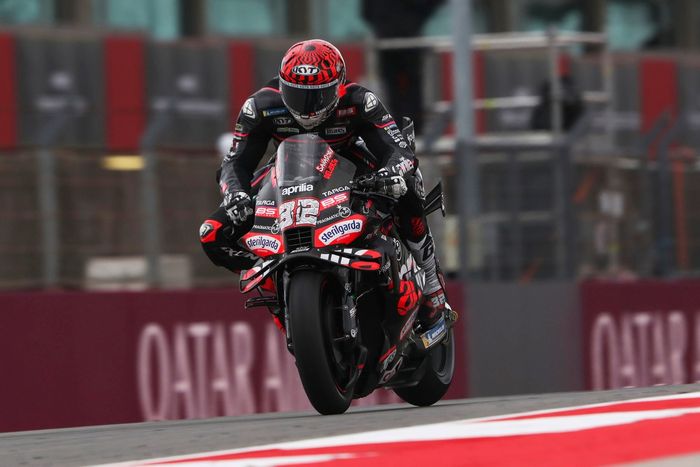 Lorenzo Savadori, Aprilia Racing