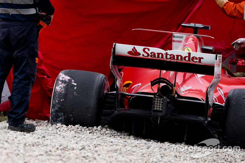 El accidente del Ferrari SF70H de Kimi Raikkonen, Ferrari