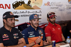 Nasser Al-Attiyah, Sam Sunderland y Khalid Al Qassimi