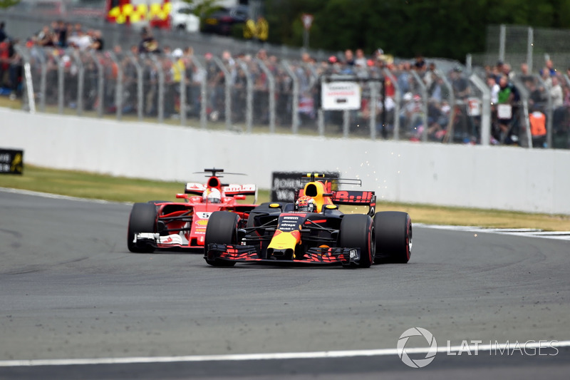 Sebastian Vettel, Ferrari SF70H y Max Verstappen, Red Bull Racing RB13