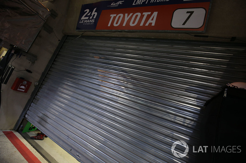 The garage door to the #7 Toyota Gazoo Racing Toyota TS050 Hybrid: Mike Conway, Kamui Kobayashi, Sté