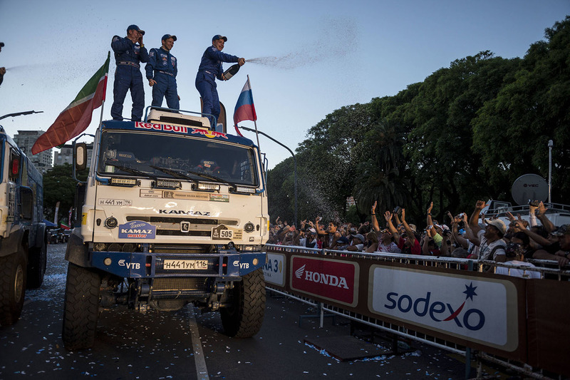 #505 Team Kamaz Master: Eduard Nikolaev, Evgeny Yakovlev, Vladimir Rybakov 